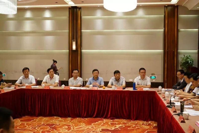 山美董事长杨安民先生出席砂石协会七届一次会长会议