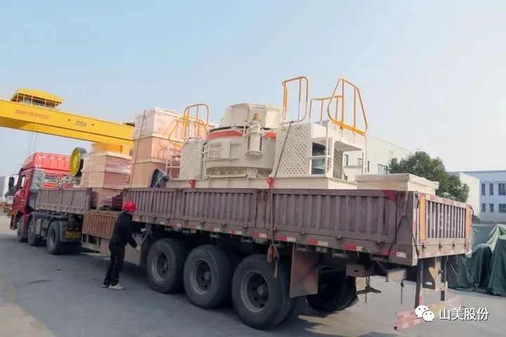 新年快乐 | 回首2022，阔步2023